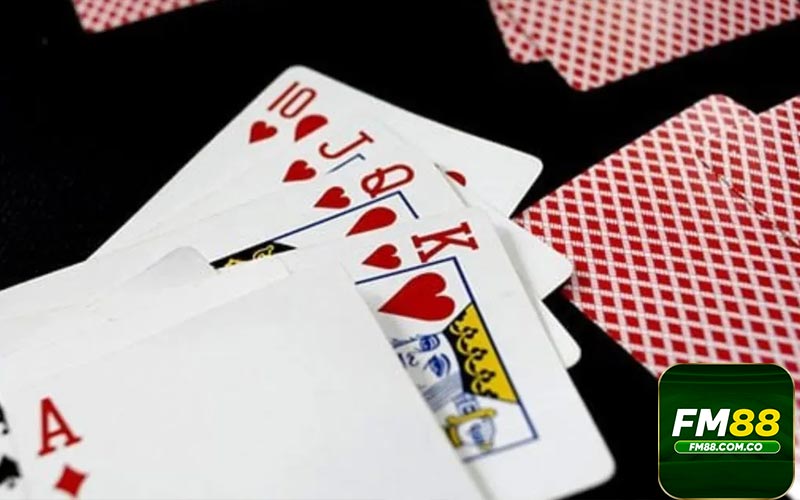 Các thuật ngữ game thủ cần nắm vững khi chơi game bài phỏm
